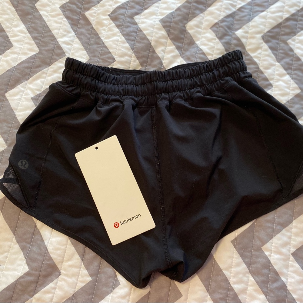 Lululemon shorts sz 2